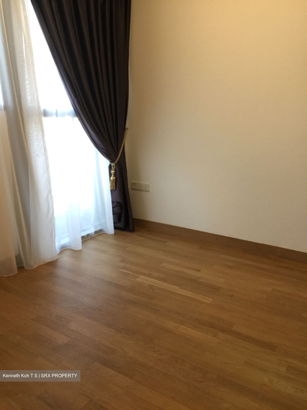 Commonwealth Towers (D3), Condominium #420310981